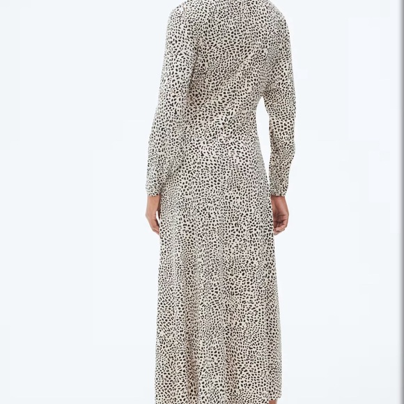 H&M Cream Sheath Dress with Cuffed Long Sleeves BOAT-NECK DRESS - Picture 4 of 10